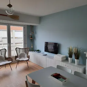 Appartement Lelies At Westende