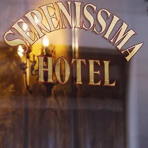 https://serenissima-venice-30124.hotelslidodijesolo.com