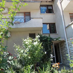  Penzion Izgrev Sarafovo Bulharsko