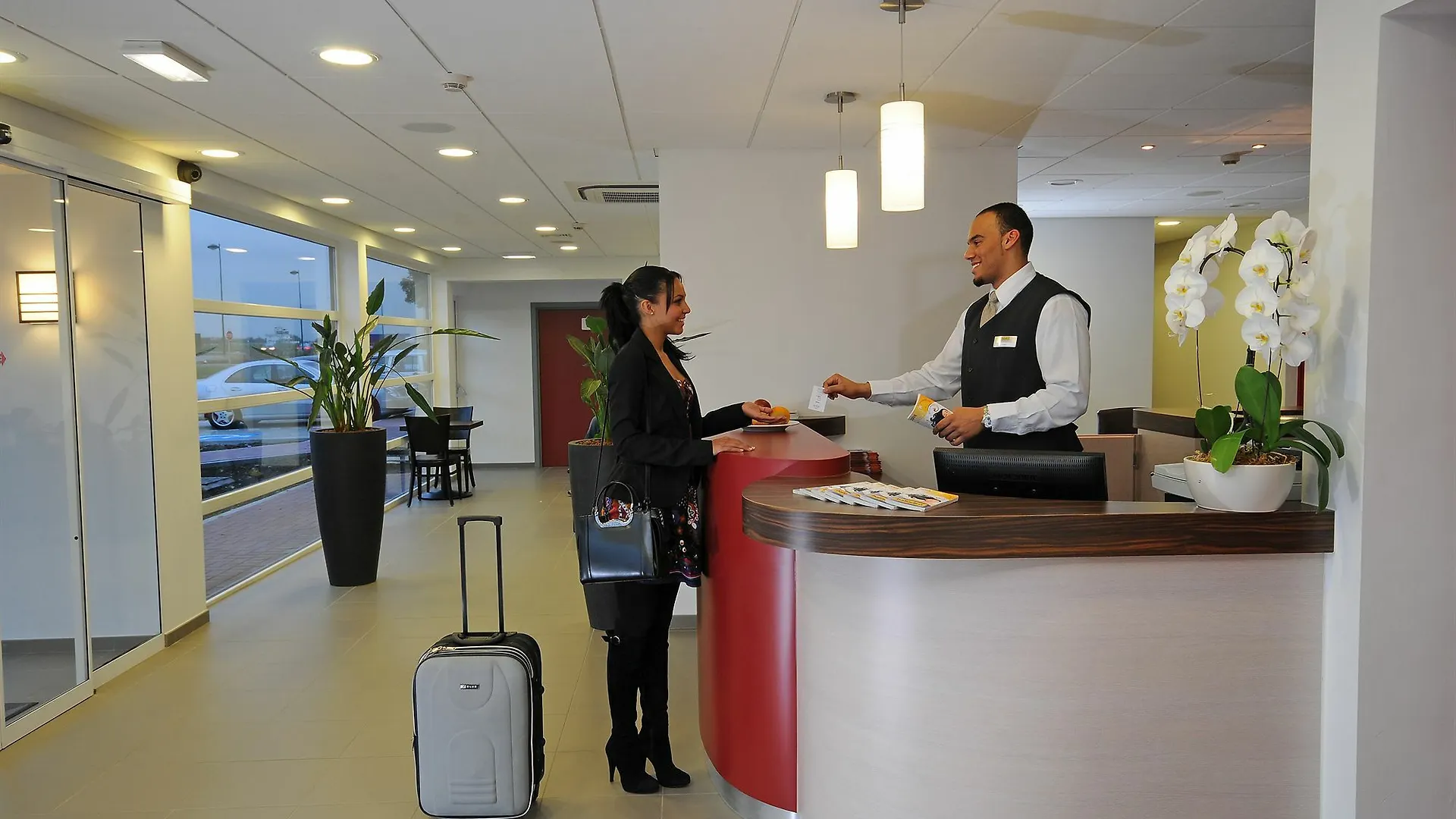 Hotel DC Hotel&Restaurant Charleroi Airport